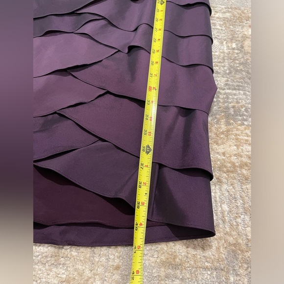 Adrianna Papell Silk Purple V-Neck Sleeveless Zipper Ruffle Formal Dress Size14W - Picture 10 of 12